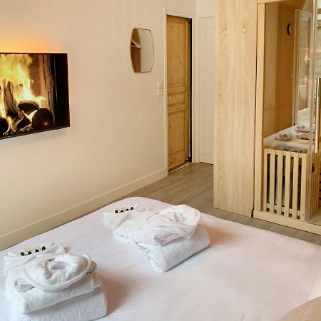 Suite Cosy Flat - Hyper-Centre Avec Sauna Privatif ซ็องลิส ภายนอก รูปภาพ