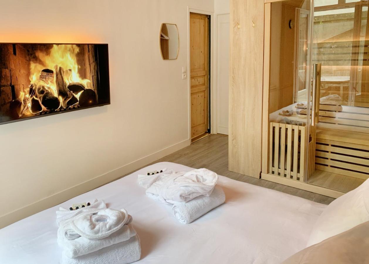 Suite Cosy Flat - Hyper-Centre Avec Sauna Privatif ซ็องลิส ภายนอก รูปภาพ